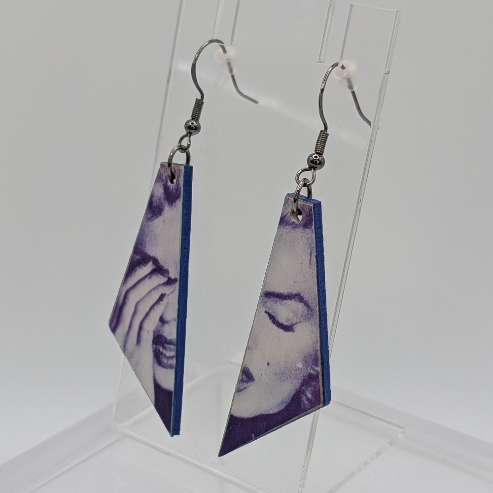 Magazine Decoupage Wooden Earrings - Vanity Fair, Marilyn Monroe - Handmade - Picture 3 of 6